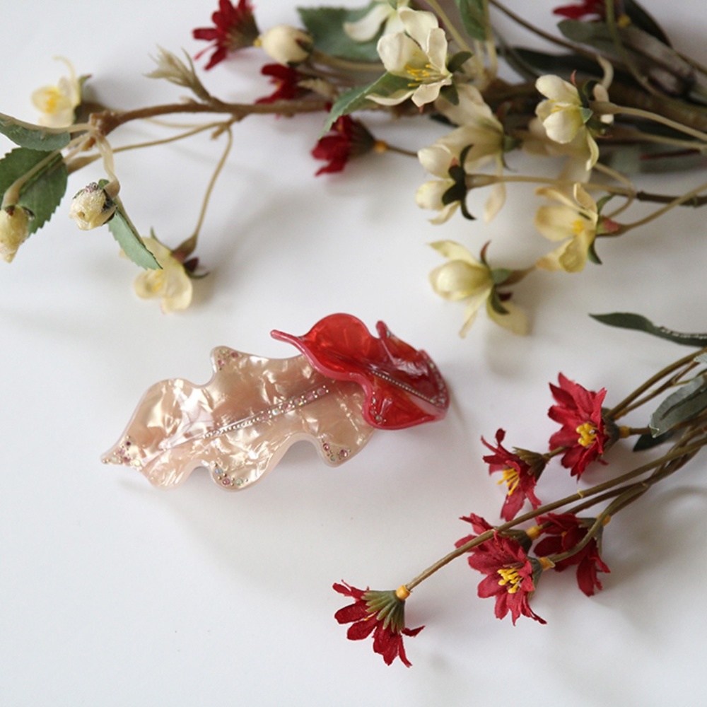 NWOT Acrylic Rhinestone Hair Leaf Clip- Rose Pink